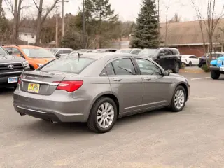 2012 Chrysler 200 Touring