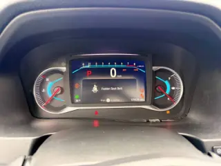 2019 Honda Pilot Touring w/Rear Captain's Chairs