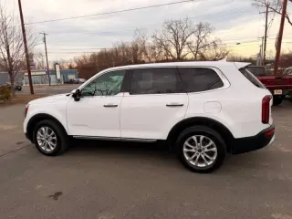 2022 Kia Telluride LX