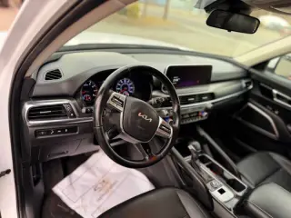 2022 Kia Telluride LX