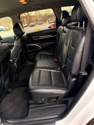 2022 Kia Telluride LX