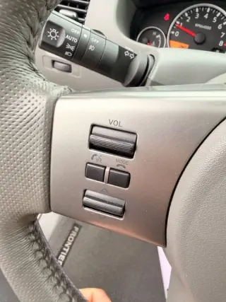 2012 Nissan Frontier SL