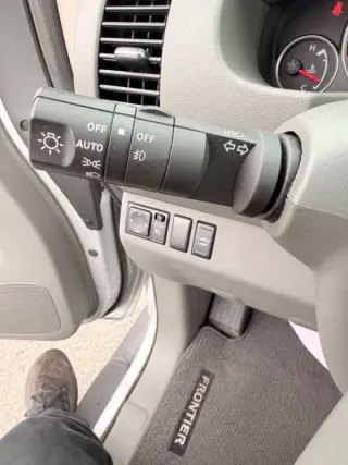 2012 Nissan Frontier SL