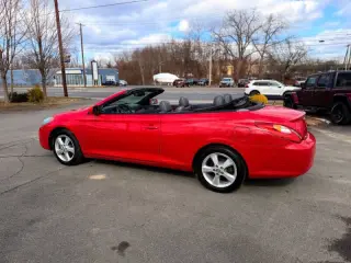 2005 Toyota Camry Solara SLE V6