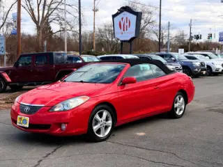 2005 Toyota Camry Solara SLE V6