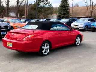 2005 Toyota Camry Solara SLE V6