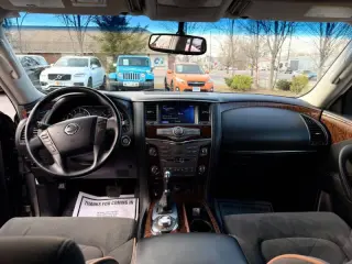 2017 Nissan Armada SV