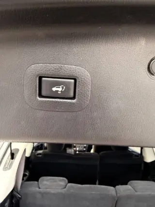 2017 Nissan Armada SV