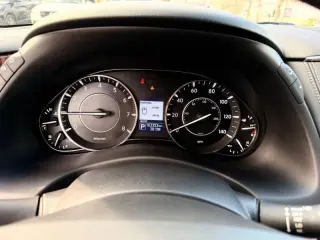 2017 Nissan Armada SV