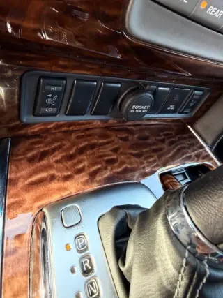 2017 Nissan Armada SV