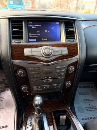 2017 Nissan Armada SV
