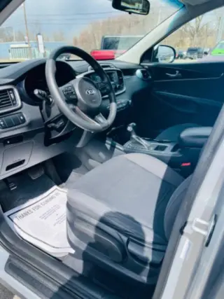 2016 Kia Sorento L