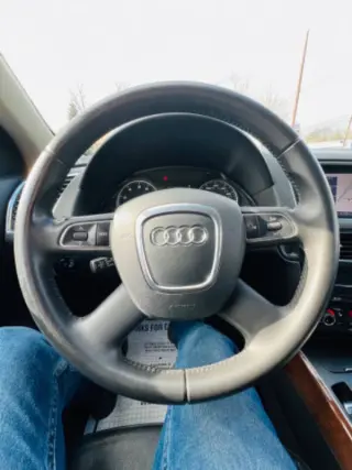 2012 Audi Q5 3.2 quattro Premium Plus