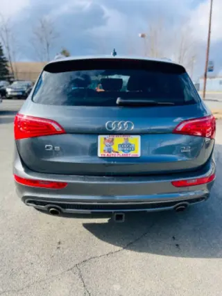 2012 Audi Q5 3.2 quattro Premium Plus