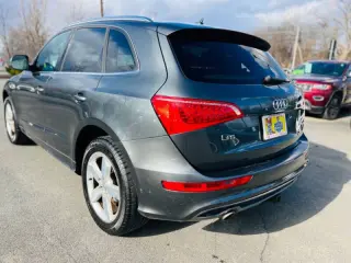 2012 Audi Q5 3.2 quattro Premium Plus