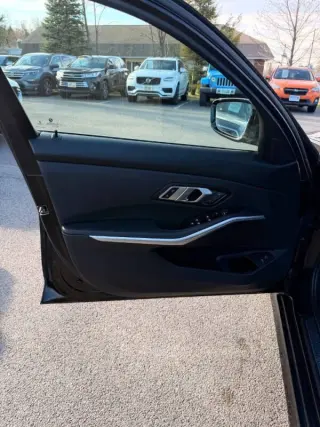 2019 BMW 3 Series 330i xDrive
