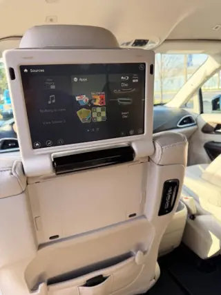 2018 Chrysler Pacifica Touring L Plus