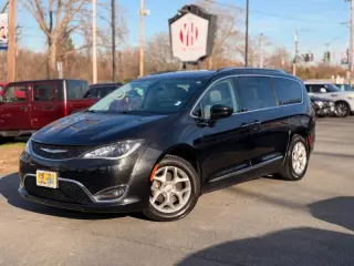 2018 Chrysler Pacifica Touring L Plus