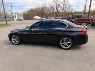 2018 BMW 3 Series 330i xDrive