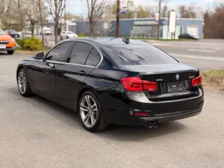 2018 BMW 3 Series 330i xDrive