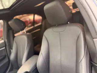 2018 BMW 3 Series 330i xDrive