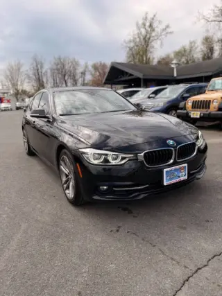 2018 BMW 3 Series 330i xDrive