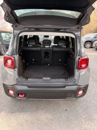 2021 Jeep Renegade Trailhawk