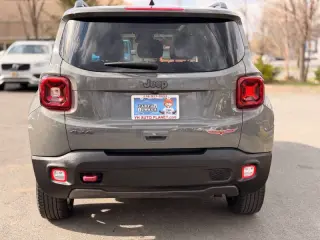2021 Jeep Renegade Trailhawk