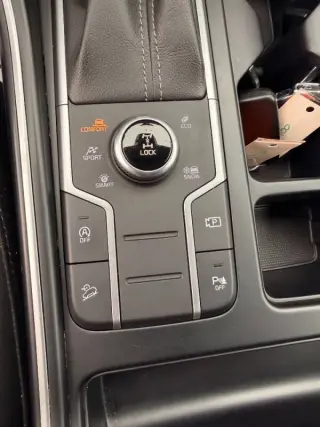 2022 Kia Sorento X-Line S
