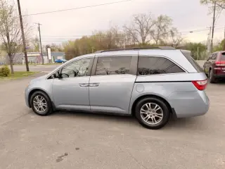 2013 Honda Odyssey EX-L w/DVD