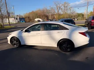 2021 Hyundai Elantra Hybrid Blue