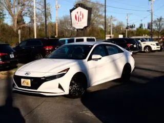 2021 Hyundai Elantra Hybrid Blue