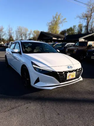 2021 Hyundai Elantra Hybrid Blue