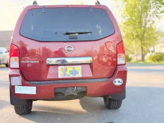 2006 Nissan Pathfinder S