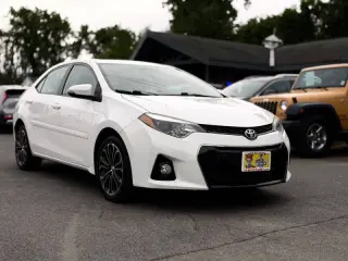 2015 Toyota Corolla S Plus