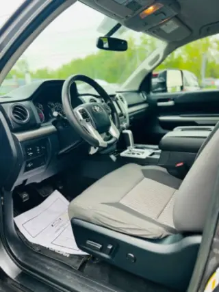 2016 Toyota Tundra SR5