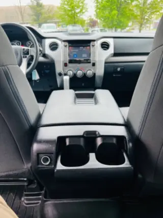 2016 Toyota Tundra SR5