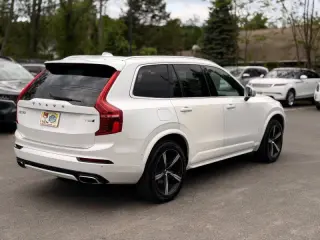 2017 Volvo XC90 T6 R-Design