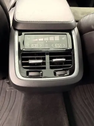 2017 Volvo XC90 T6 R-Design