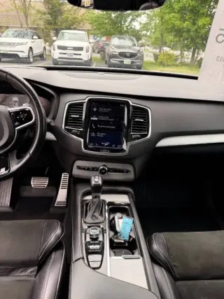 2017 Volvo XC90 T6 R-Design