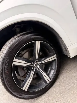2017 Volvo XC90 T6 R-Design
