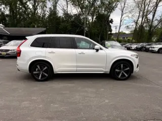 2017 Volvo XC90 T6 R-Design