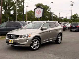 2016 Volvo XC60 T5 Drive-E Platinum
