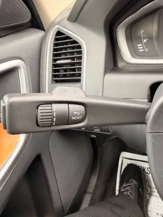 2016 Volvo XC60 T5 Drive-E Platinum