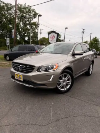2016 Volvo XC60 T5 Drive-E Platinum