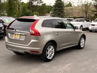 2016 Volvo XC60 T5 Drive-E Platinum