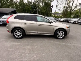2016 Volvo XC60 T5 Drive-E Platinum