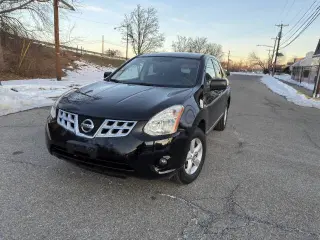 2012 Nissan Rogue
S