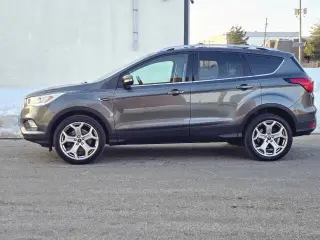 2019 Ford Escape
Titanium