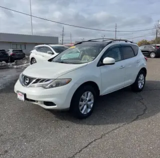 2011 Nissan Murano
SL